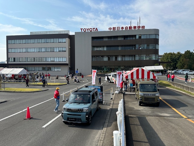 中部日本自動車学校『やごと感車祭』に出展しました