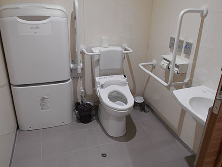 身障者用トイレも完備し、安心です。